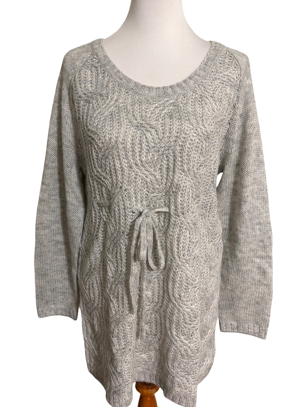 Oh Baby by Motherhood Light Gray Cable Knit Scoopneck Sweater Tunic